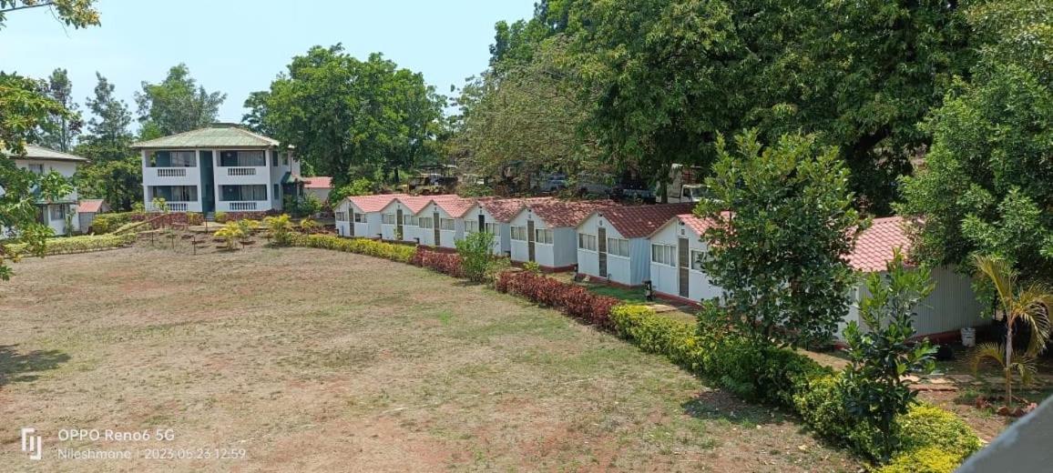 Presidency Highland Resort Koynanagar Exteriér fotografie